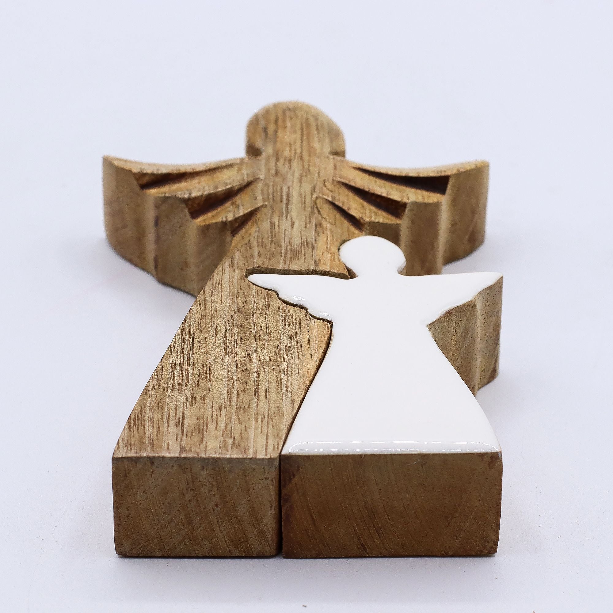 Mango Wood Angel - White Enamel 15cm