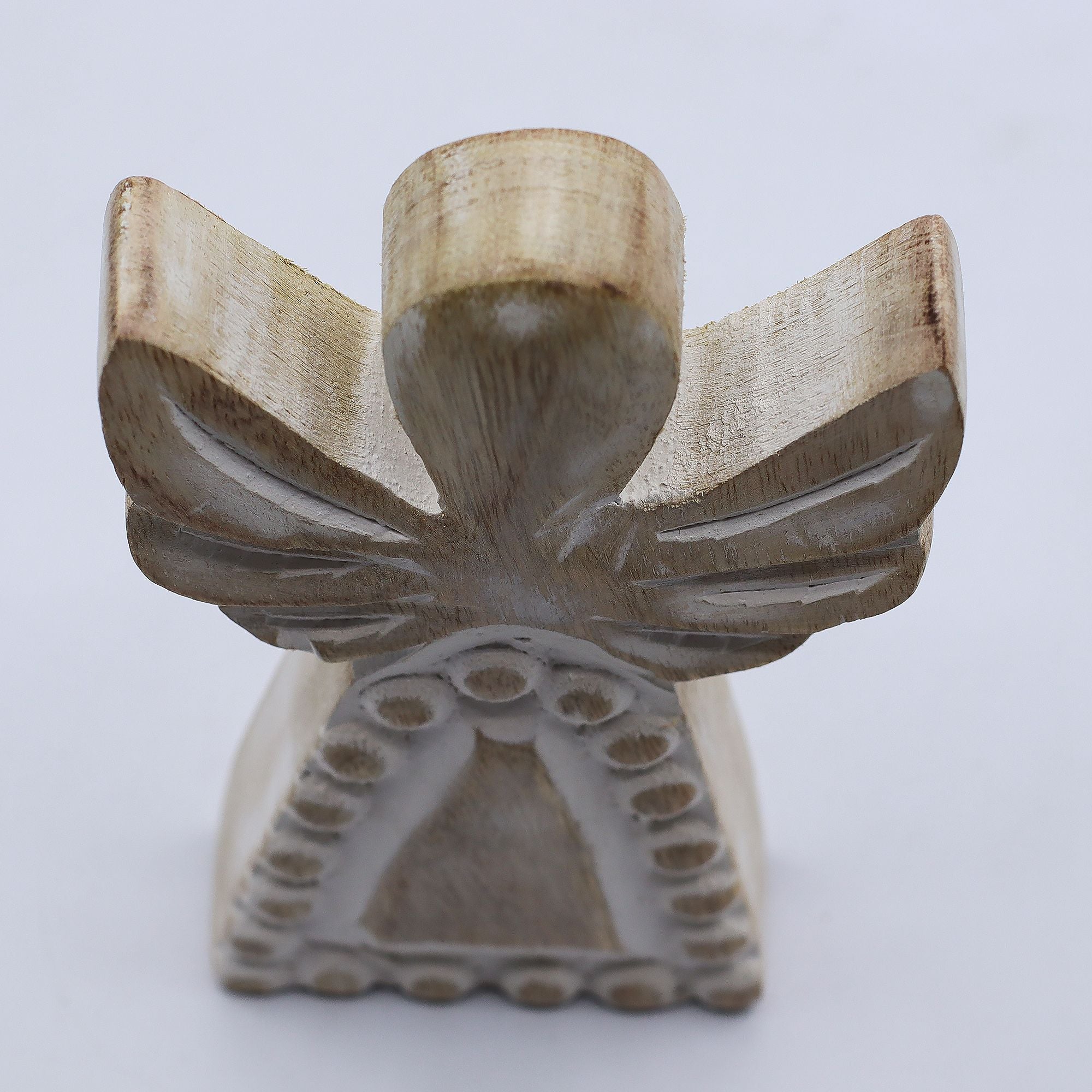 Mango Wood Angel - Whitewash 13cm
