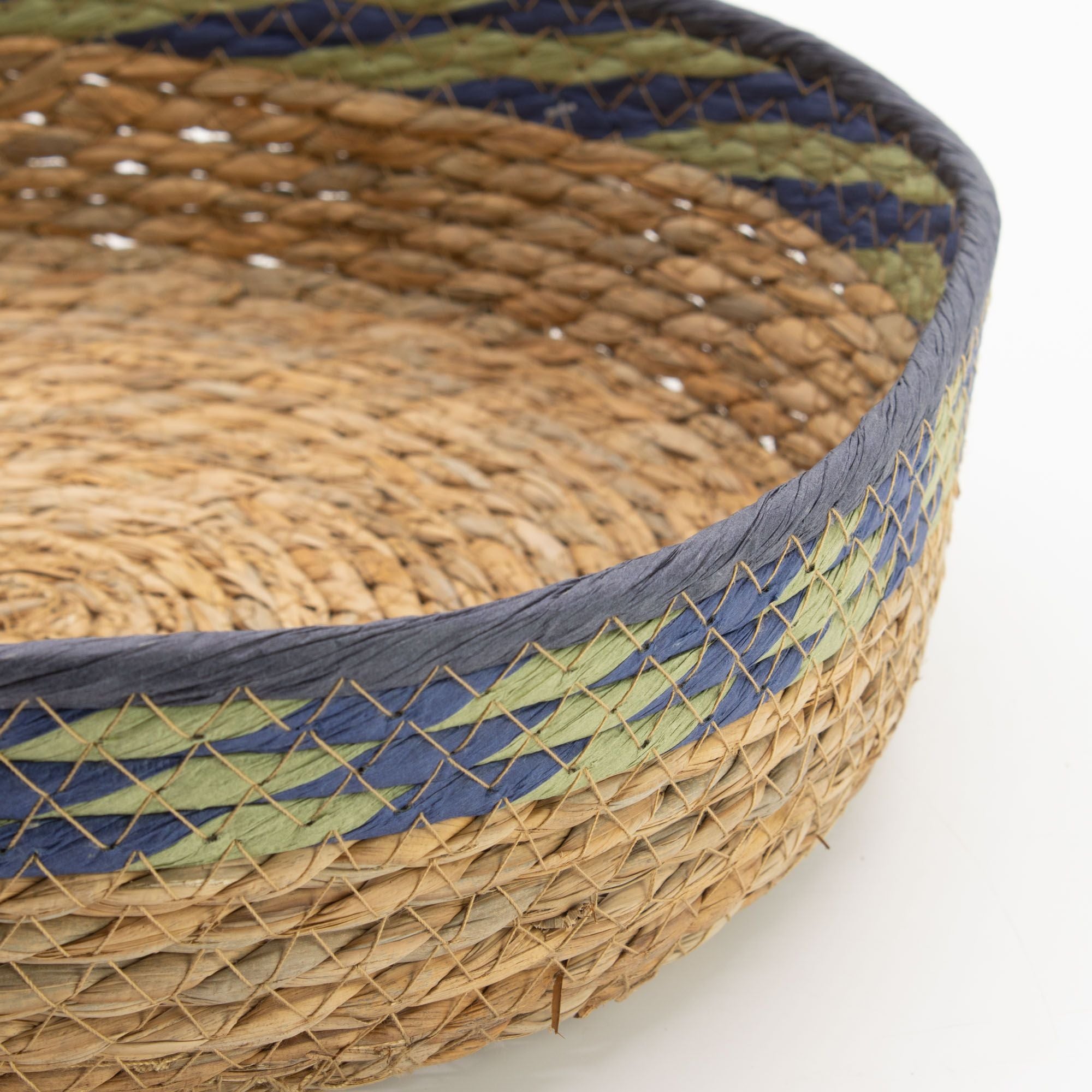 Seagrass & Straw Tray Baskets – Natural Green & Blue