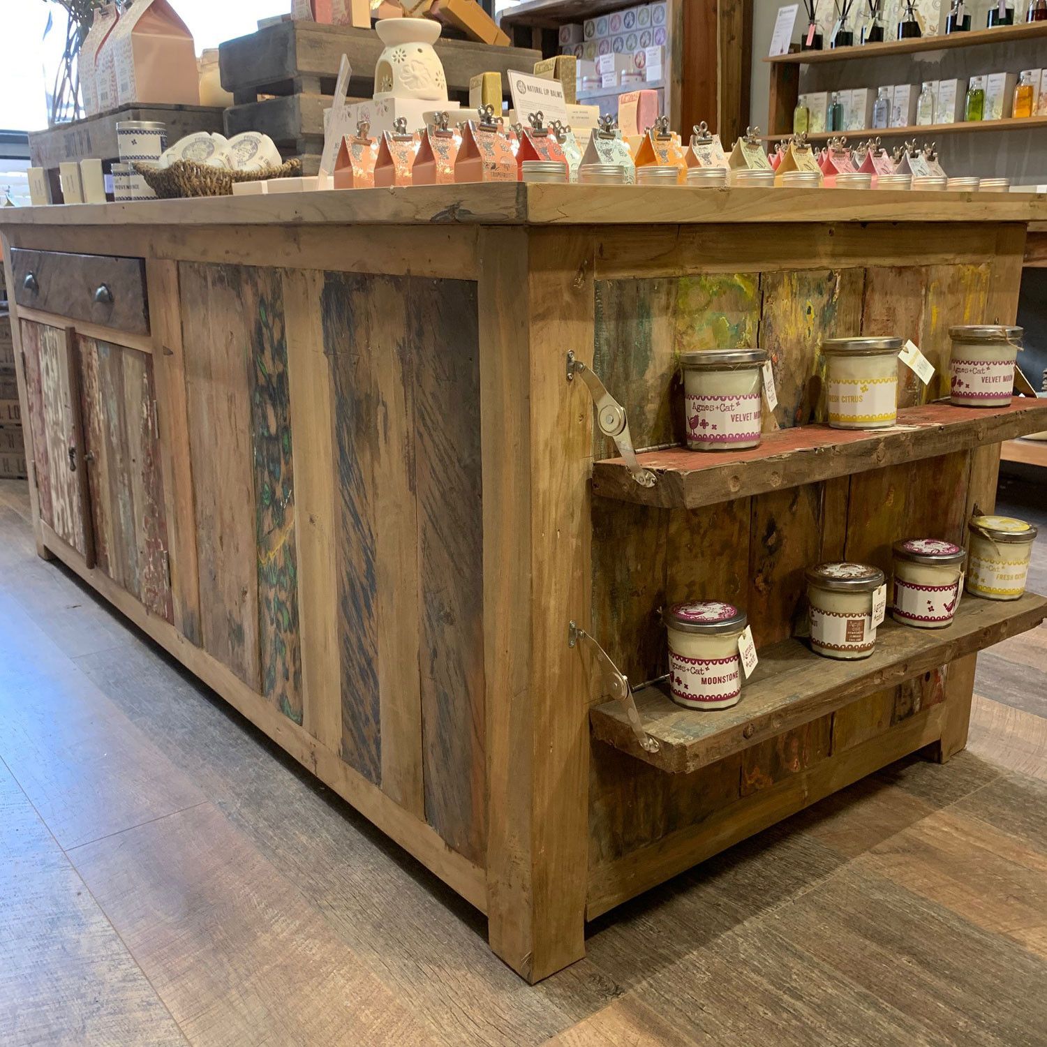 Large Centre Display Table