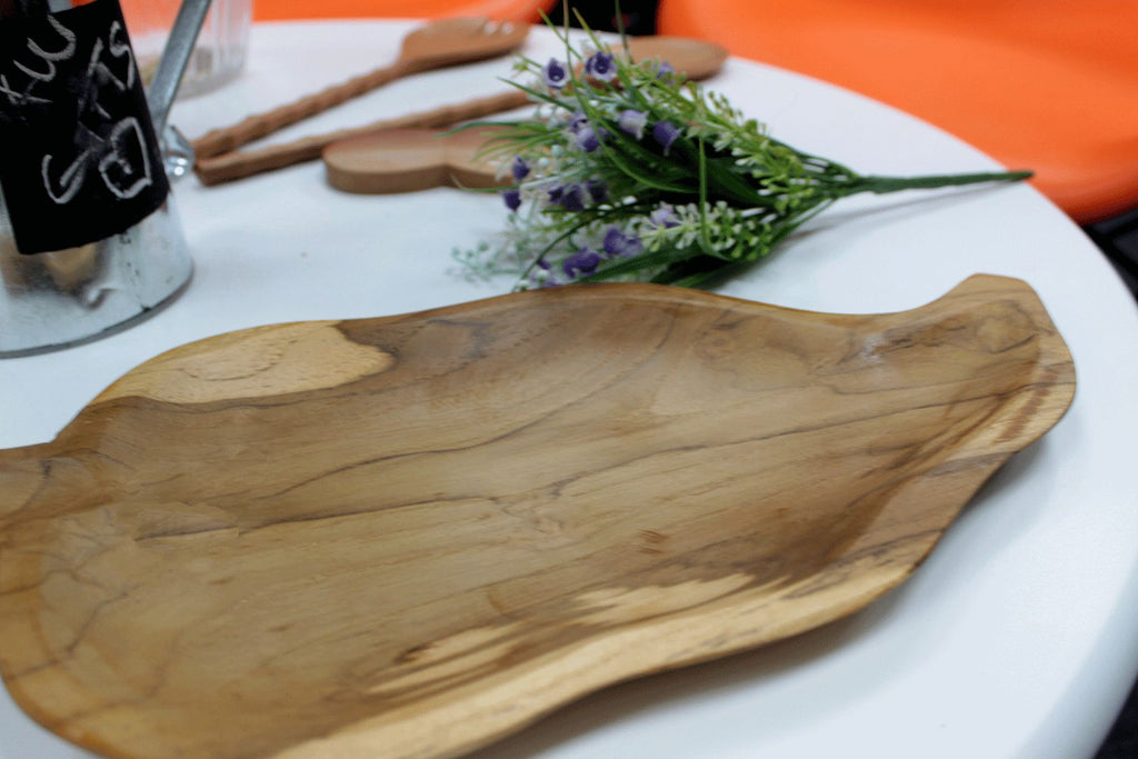 Teak Leaf Serving Bowl – Natural Wood